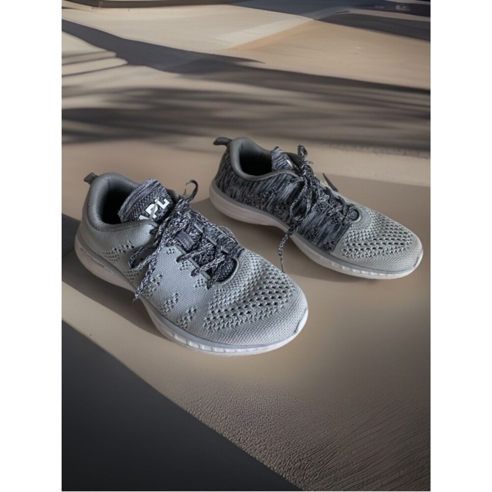 APL Techloom Pro Gray Womens 9 Running Training Shoes